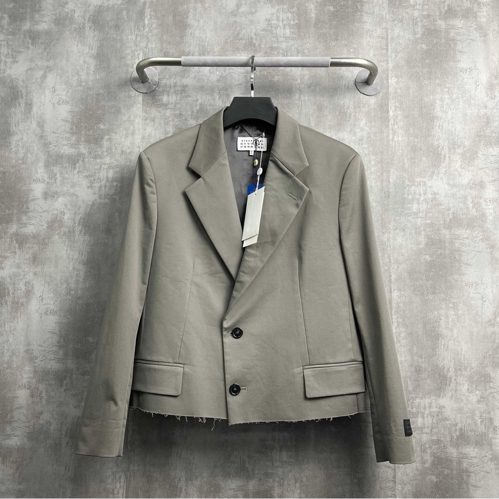 ❌sold❌Authentic Maison Martin Margiela Gray Jacket with Button Accents